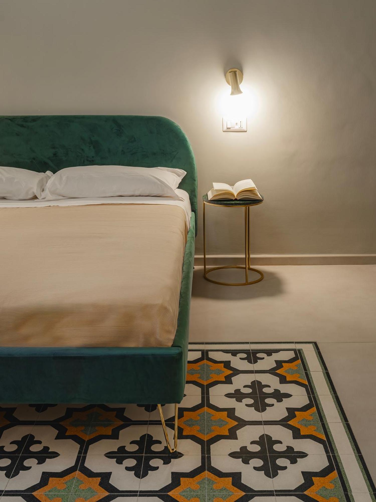 Hotel Almica24 Bari Zewnętrze zdjęcie